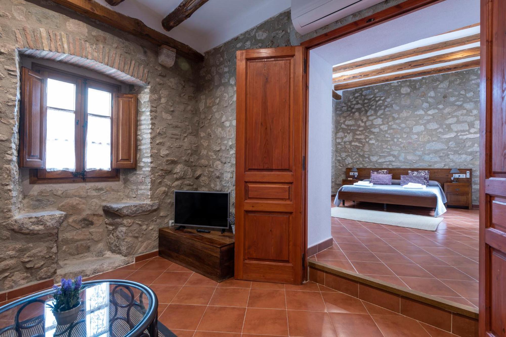 Hostal Can Xicu Capmany Luaran gambar
