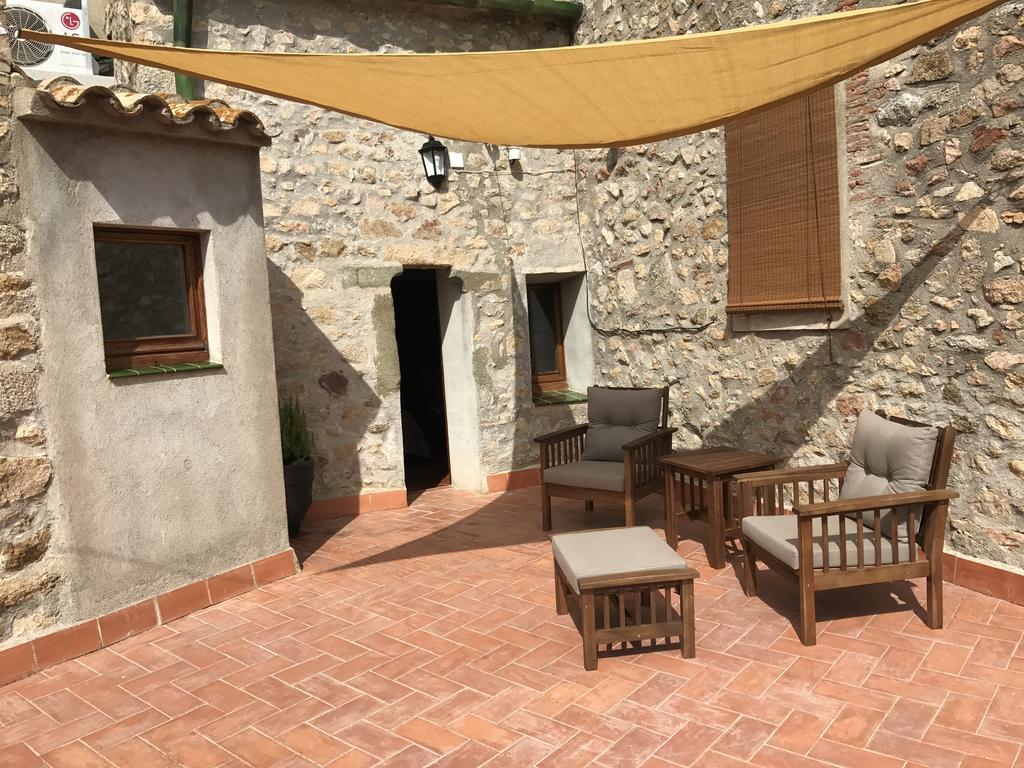 Hostal Can Xicu Capmany Luaran gambar